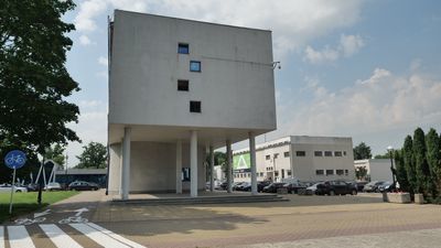 Jeden z murali ma znaleźć się na ścianie puławskiego Ratusza. Władze Puław zażyczyły sobie, by praca łączyła współczesne elementy miasta z jego historią