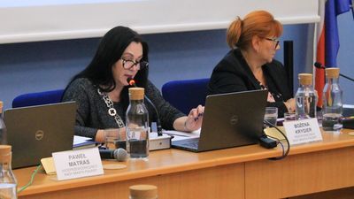 Prezydent Puław poczeka na wotum zaufania. Radni z jego klubu krytykują przewodniczącą