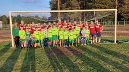 Drużyna AR-TIG Huta Dąbrowa powróciła do ligi okręgowej po 15 latach