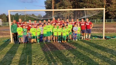 Drużyna AR-TIG Huta Dąbrowa powróciła do ligi okręgowej po 15 latach