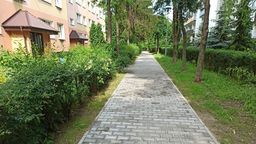 Chodnik ul. Polnej, to pomysł z BO 2020. W tej edycji osiedle Słoneczny Stok chce trakt pieszo-jezdny i zagospodarowany teren przy świetlicy osiedlowej

