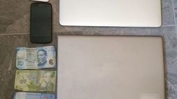 Nieproszony gość wszedł do domu w nocy, kiedy gospodarze spali