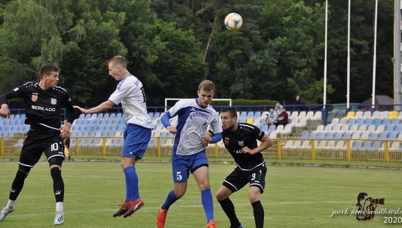 Po środowej porażce w Kraśniku (0:4) Tomasovia tym razem wysoko pokonała Unię Hrubieszów 6:0
