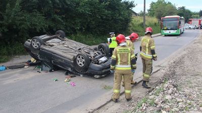 Dachowanie na ul. Janowskiej w Lublinie. Ulica jest już odblokowna