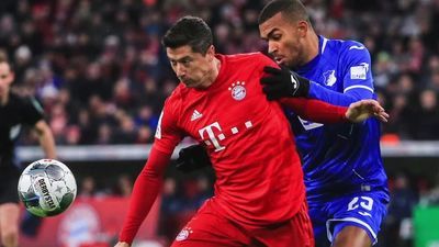 Według ekspertów Robert Lewandowski zasłużył na Złotą Piłkę