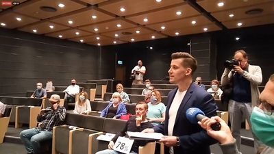 Przedsiębiorcy protestują w Urzędzie Marszałkowskim. Chcą ugody