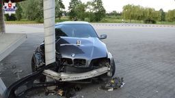 20-latek szalał bmw na targowisku w Biłgoraju. Efekt tego jest taki, że 15-letnia dziewczyna została zabrana do szpitala. 