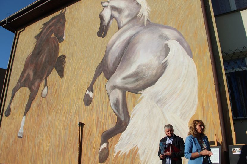 W poniedziałek oficjalnie odsłonięto mural w Janowie Podlaskim