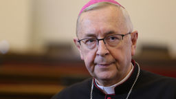 Abp Stanisław Gądecki apeluje o przestrzeganie zaleceń służb. "Epidemia się nie skończyła"