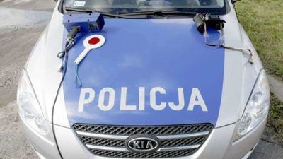 Janów Lubelski. Policyjny pościg. Porzucił auto i uciekał pieszo