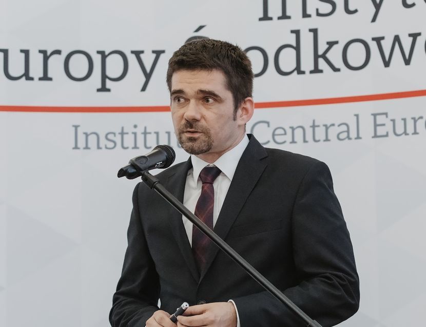 Dr Jakub Olchowski