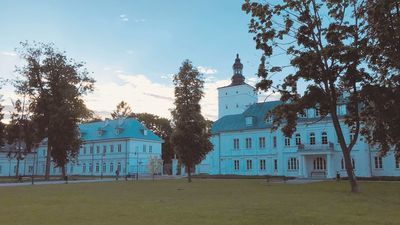 Na odtworzonych obwarowaniach od strony obecnej ulicy Warszawskiej znajdują się lufy żelaznych półpudowych-fortecznych, krótkich jednorogów rosyjskich wz. 1805