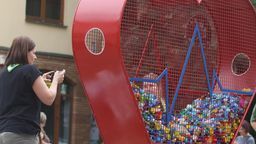 Jedno z pierwszych serc ustawiono na deptaku przy ul Lwowskiej.