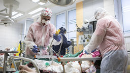 Koronawirus. Wszystkie operacje w szpitalu w Lublinie wstrzymane. Dwóch lekarzy chorych