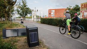 Nowość w Lublinie. Stanęły ławki solarne. Gdzie i po co?