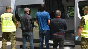 Trzech zatrzymanych obywateli Uzbekistanu zostanie teraz przekazanych służbom granicznym Ukrainy