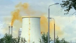 Puławy: Pomarańczowy dym nad Azotami