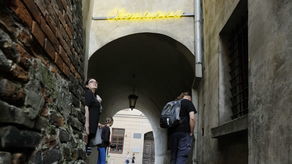 Neon powstał w ramach tegorocznej edycji festiwalu Utajone Miasto/Otwarte Miasto.