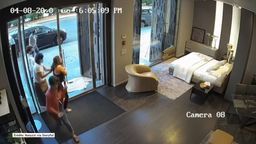 Fala uderzeniowa niszczy sklep meblowy w Bejrucie. Dramatyczne nagranie z kamer monitoringu