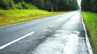 Wśród dróg wojewódzkich w naszym regionie ta z Włodawy do Parczewa pod względem technicznym należy do najgorszych