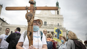 Z Lublina wyszło 150 osób