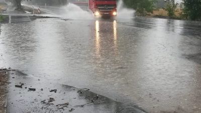 Zawiniła źle wykonana ścieżka rowerowa - mówi właśscicieli przyległych posesji.