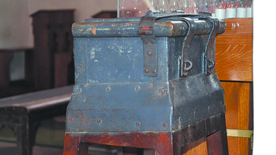 Lublin: O kościelnej skarbonce, zakutej w blachę