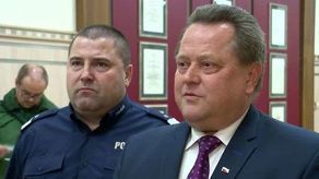 Jarosław Zieliński (pierwszy z prawej)