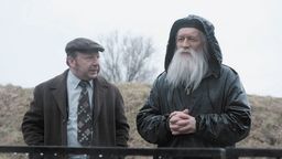 Zbigniew Zamachowski jako major bezpieki Adam Grosicki oraz Andrzej Seweryn jako ks. Jan Zieja.