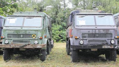 Mercedesy, kuchnie polowe i skrzynie z narzędziami. Przetarg Agencji Mienia Wojskowego w Lublinie