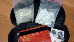 Nietypowy pomysł na biznes. Oprócz ludzi przewoził także narkotyki