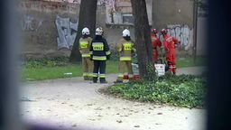 Wybuch w kamienicy, jedna osoba została ranna. „Wszystko się waliło, było pełno pyłu”