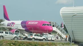 Dramatyczny spadek liczby pasażerów na lotniskach. W Lublinie jest ich o ponad 100 tys. mniej