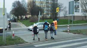 Strażnicy ruchu drogowego przy 30 przejściach dla pieszych koło szkół w Lublinie