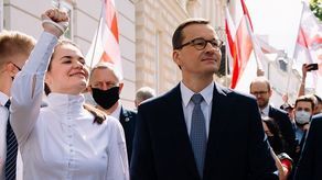 Swiatłana Cichanouska i Mateusz Morawiecki