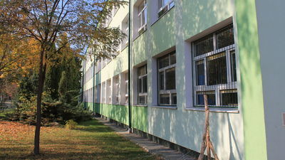 SP nr 6 w Puławach. Dla bezpieczeństwa uczniów, cztery klasy w poniedziałek nie będą mogły uczestniczyć w tradycyjnych zajęciach