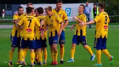 Bizon Jeleniec – Powiślak Końskowola 2:3. Rzut wolny za trzy punkty