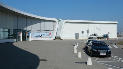 Pomachasz na pożegnanie. Terminal lubelskiego lotniska otwarty dla wszystkich