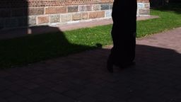 Ksiądz zrozpaczony. Przygarnięty mężczyzna zakaził się od niego koronawirusem i zmarł