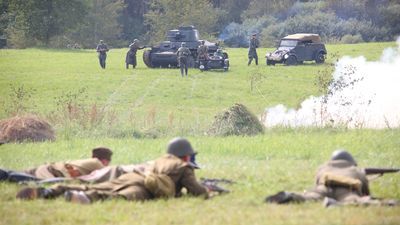 Tomaszów Lubelski: Rekonstrukcja bitwy z 1939 roku [zdjęcia]