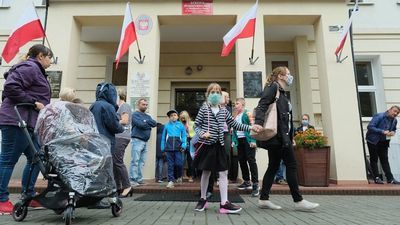 Rozpoczęcie roku szkolnego 2020/2021 w Szkole Podstawowej w Niedrzwicy Dużej