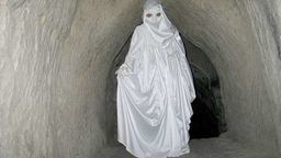 Okradali Ducha Bielucha. Zamiast do kasy, zabierali pieniądze z biletów dla siebie