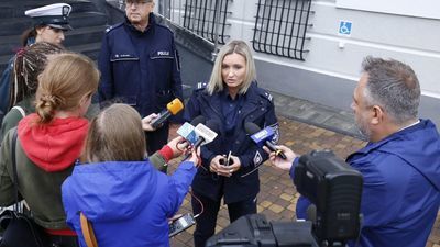 Wakacje 2020. Bezpieczniej na drogach, ale więcej ofiar nad wodą