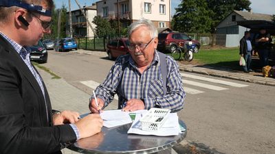 Od wtorku w Bełżycach trwa zbiórka podpisów w sprawie zwołania referendum o odwołaniu burmistrza Ireneusza Łucki