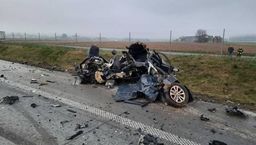 Koszmarny wypadek. BMW jechało pod prąd na S17. Zginęły dwie osoby