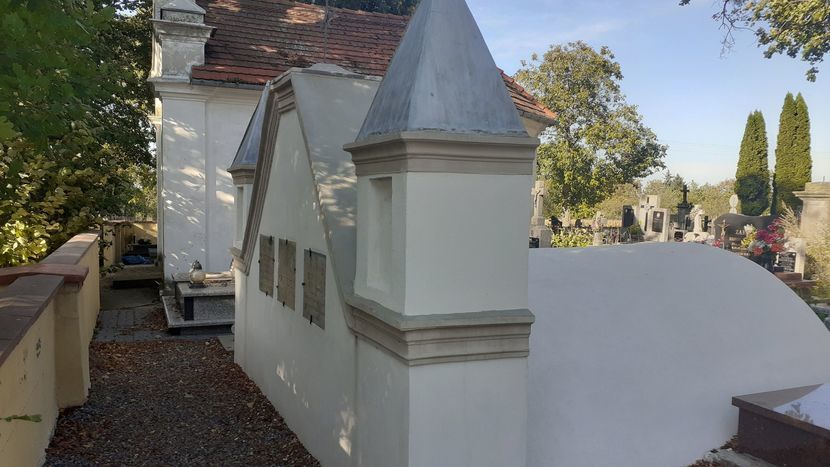 Odnowiony grobowiec rodziny Czarnieckich w Wereszczynie