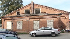 Budynek przy ul. Kopernika 3 w Kraśniku (podobnie jak sąsiedni obiekt) został wybudowany w latach 1911-1912.