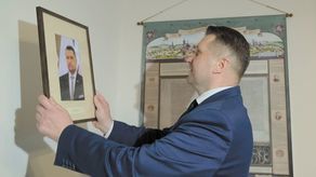 Jako szef Lubelskiego Urzędu Wojewódzkiego Przemysław Czarnek zadbał o to, by media pisały o nim często