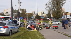 Lublin: Samochód wjechał w grupę ludzi. Wcześniej zderzył się z innym autem
