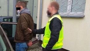 Pieszy zginął po potrąceniu przez samochód. 19-latek odpowie za nieudzielenie pomocy